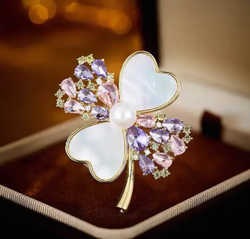 Broche Fantaisie Élégante – Fleur