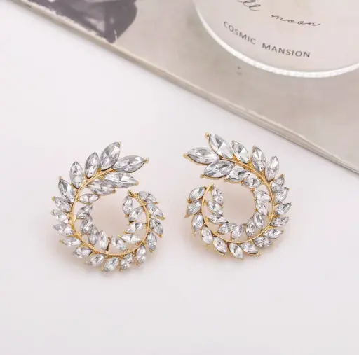 Boucles d’oreilles Zircon Fantaisie – Élégance et Brillance
