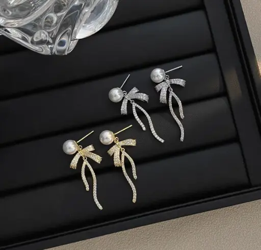 Boucles d’oreilles Zircon Perl – Élégance et Brillance-1